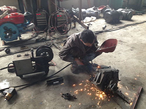 巷道扒渣機生產(chǎn)